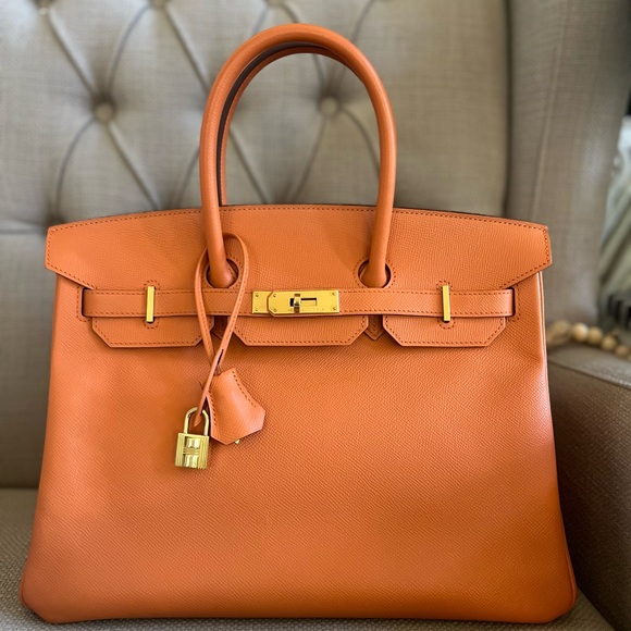❌SOLD❌Birkin 35 Mango on PHW
Epspm Leather Stamp P Square (2012) - Picture 2 of 16